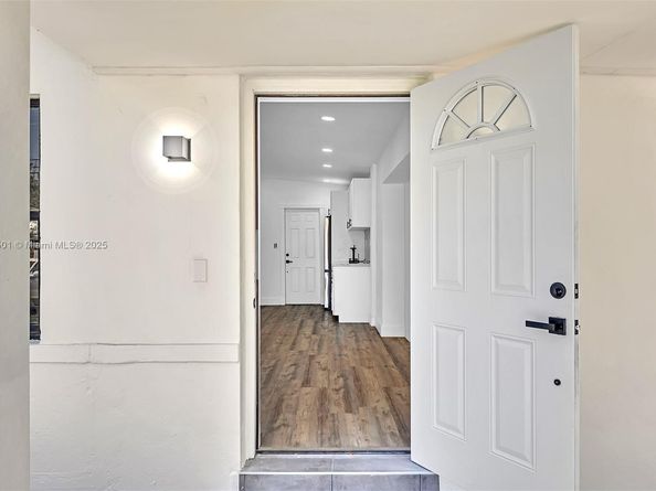 14120 NW 5th Ave, North Miami FL 33168