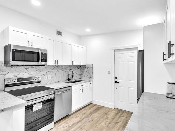 14120 NW 5th Ave, North Miami FL 33168