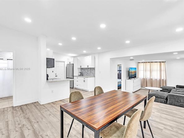 14120 NW 5th Ave, North Miami FL 33168