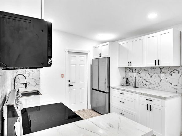 14120 NW 5th Ave, North Miami FL 33168