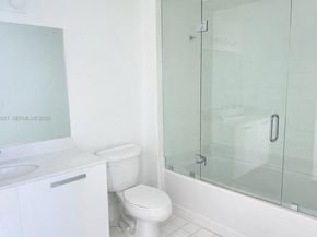 601 NE 36th St 1112, Miami FL 33137