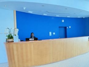 601 NE 36th St 1112, Miami FL 33137