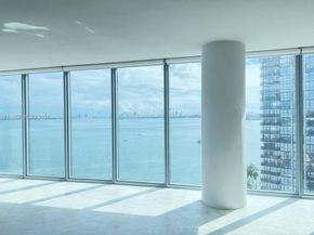 601 NE 36th St 1112, Miami FL 33137