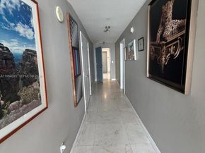 601 NE 36th St 1112, Miami FL 33137