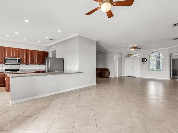 2235 SE 20th Ave, Homestead FL 33035