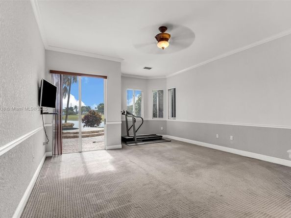 2235 SE 20th Ave, Homestead FL 33035