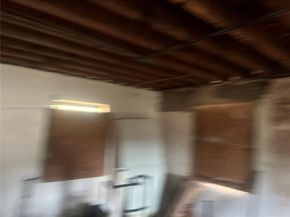 1132 NW 118th St, Miami FL 33168