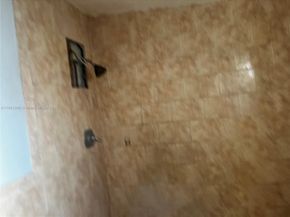 1132 NW 118th St, Miami FL 33168