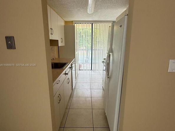 11780 SW 18 St 2302, Miami FL 33175