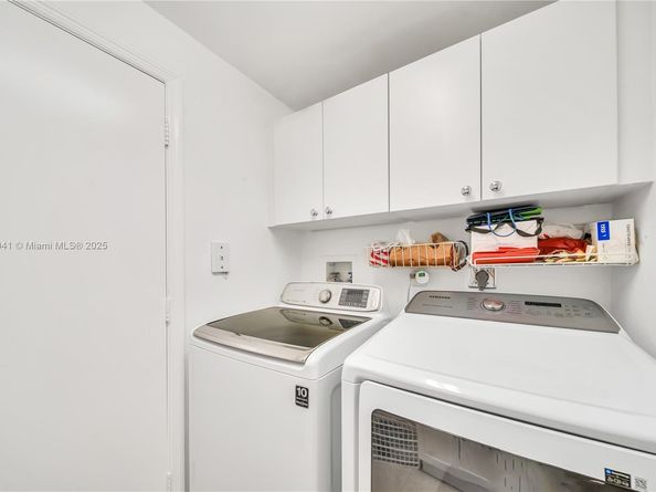 21050 Point Pl 401, Aventura FL 33180