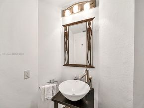 21050 Point Pl 401, Aventura FL 33180