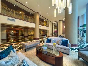 21050 Point Pl 401, Aventura FL 33180