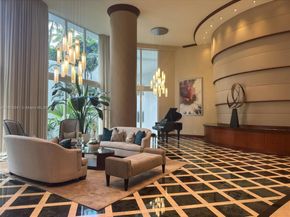 21050 Point Pl 401, Aventura FL 33180