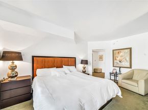 21050 Point Pl 401, Aventura FL 33180