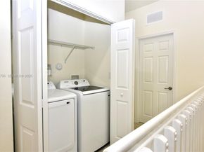 526 SE 35th Ave, Homestead FL 33033