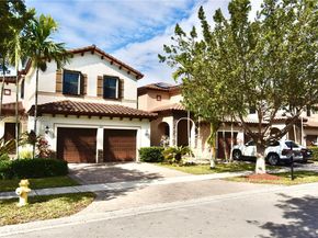 526 SE 35th Ave, Homestead FL 33033