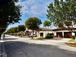 526 SE 35th Ave, Homestead FL 33033