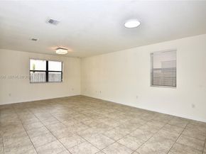 526 SE 35th Ave, Homestead FL 33033