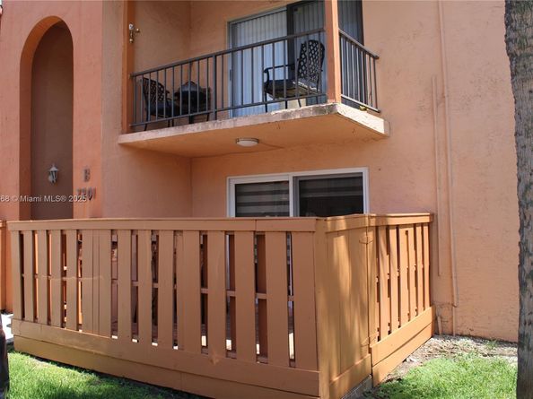 7201 Miami Lakes Dr B13, Miami Lakes FL 33014