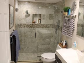 7201 Miami Lakes Dr B13, Miami Lakes FL 33014