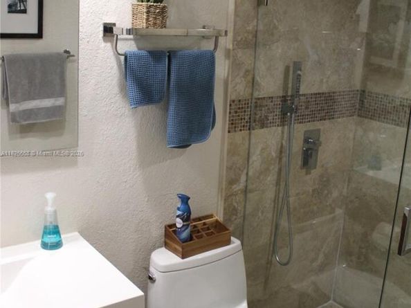 7201 Miami Lakes Dr B13, Miami Lakes FL 33014