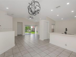 17925 SW 10th Ct, Pembroke Pines FL 33029