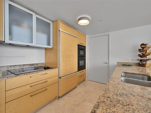 1830 S Ocean Dr 4807, Hallandale Beach FL 33009