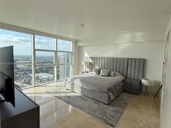 1830 S Ocean Dr 4807, Hallandale Beach FL 33009