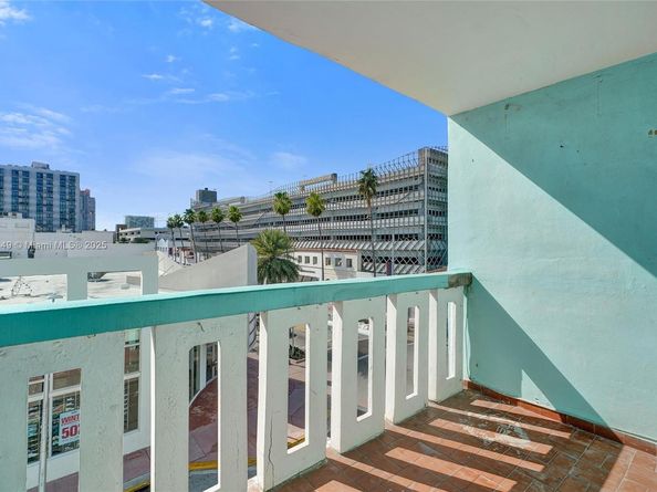 701 Collins Ave 3B, Miami Beach FL 33139