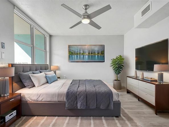 701 Collins Ave 3B, Miami Beach FL 33139