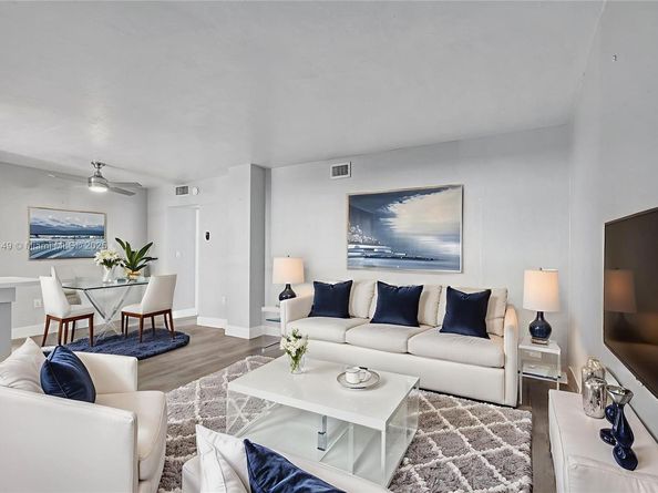 701 Collins Ave 3B, Miami Beach FL 33139