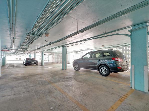 701 Collins Ave 3B, Miami Beach FL 33139