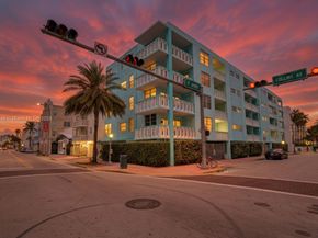 701 Collins Ave 3B, Miami Beach FL 33139