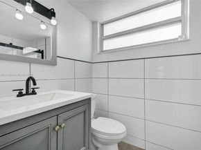 701 Collins Ave 3B, Miami Beach FL 33139