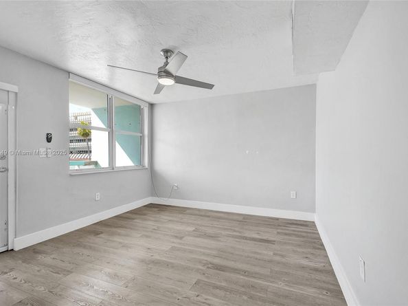 701 Collins Ave 3B, Miami Beach FL 33139