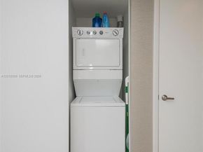 495 Brickell Ave 3710, Miami FL 33131