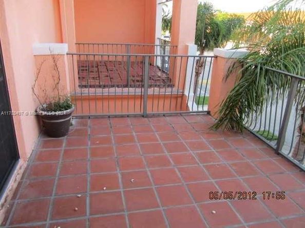 20820 San Simeon Way 26G, Miami FL 33179