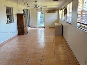 17960 NE 6th Ave, North Miami Beach FL 33162