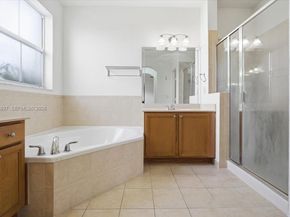 8730 NW 110th Ave, Doral FL 33178