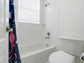 8730 NW 110th Ave, Doral FL 33178