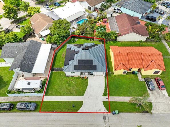 21006 SW 125th Ct Rd, Miami FL 33177