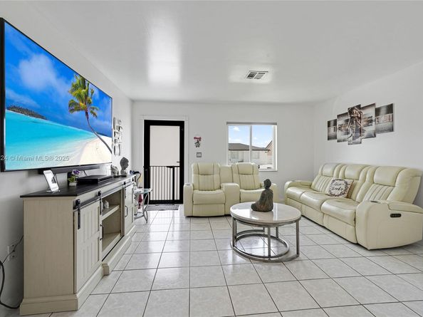 21006 SW 125th Ct Rd, Miami FL 33177