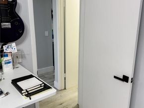 841 NE 207th Ln 3204, Miami FL 33179