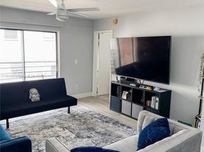 841 NE 207th Ln 3204, Miami FL 33179