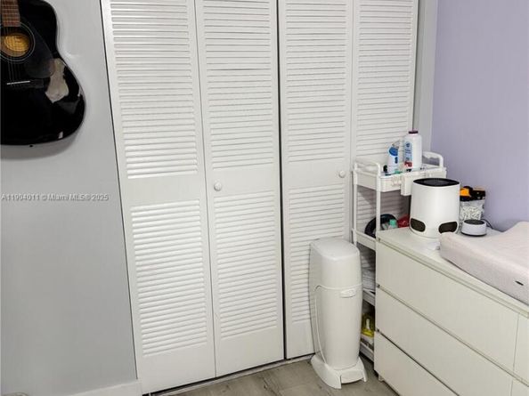 841 NE 207th Ln 3204, Miami FL 33179