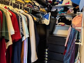 841 NE 207th Ln 3204, Miami FL 33179