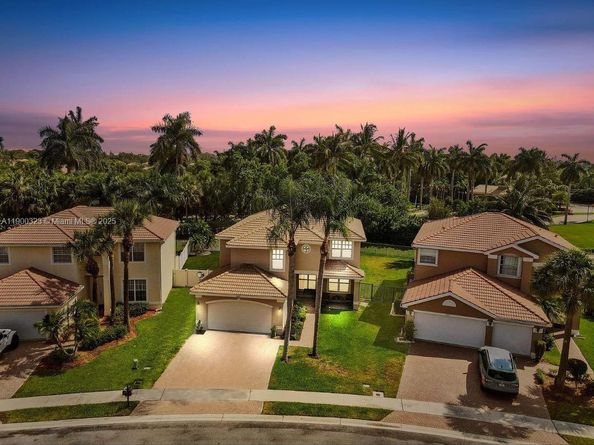 5337 Grand Banks Blvd, Green Acres FL 33463