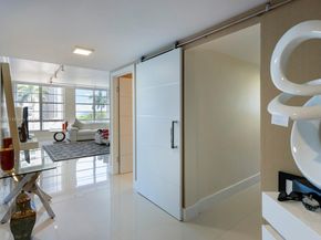 5660 Collins Ave 4B, Miami Beach FL 33140