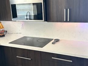8920 Palm Tree Ln 8920, Pembroke Pines FL 33024