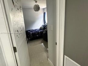8920 Palm Tree Ln 8920, Pembroke Pines FL 33024